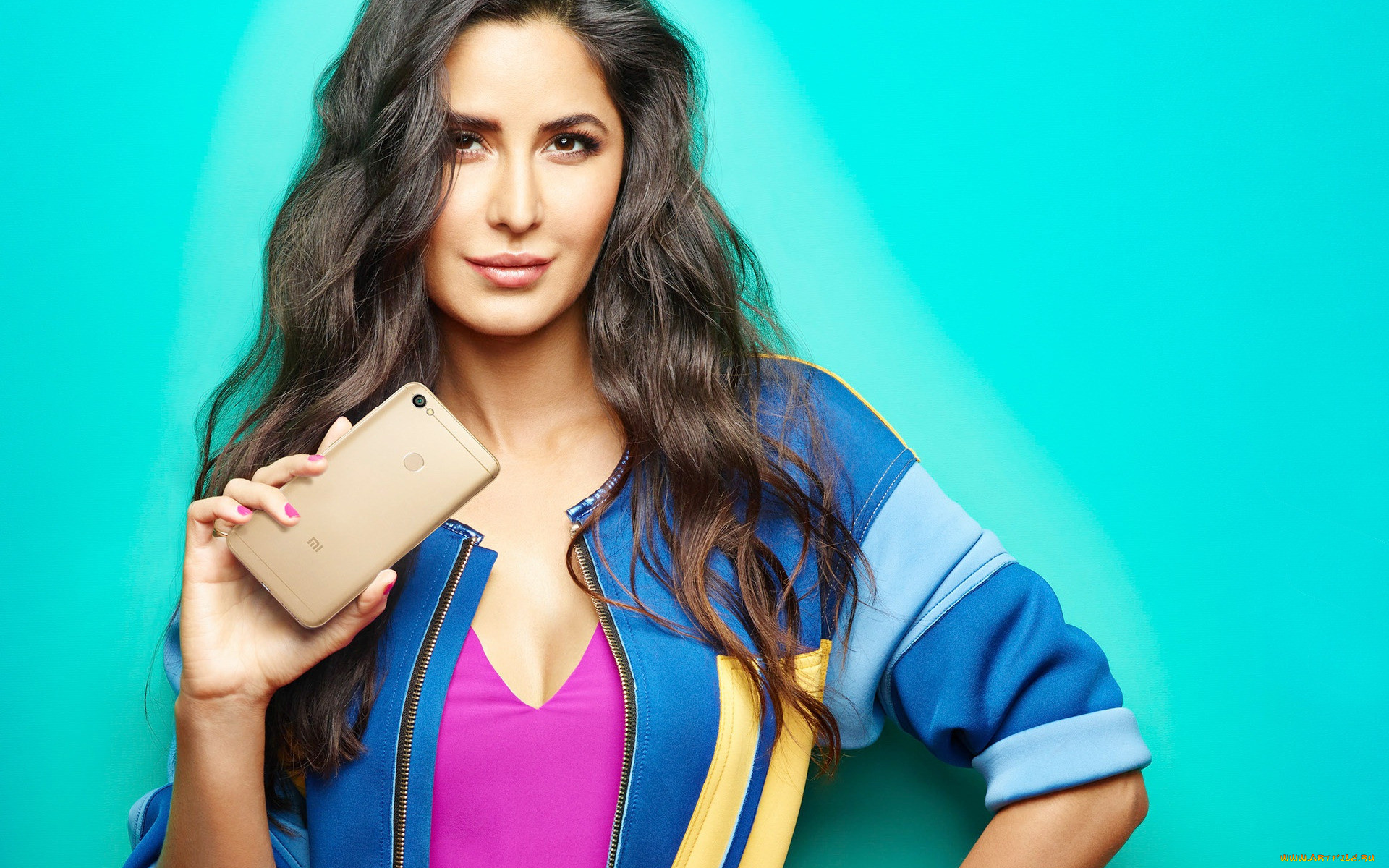 Обои Девушки Katrina Kaif, обои для рабочего стола, фотографии девушки,  katrina kaif, декольте, телефон Обои для рабочего стола, скачать обои  картинки заставки на рабочий стол.